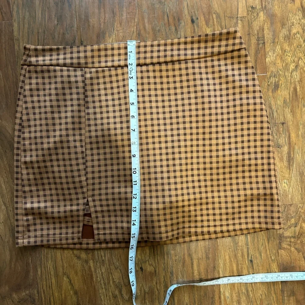 Plaid Mini Skirt With Under Shorts Size Women’s Size XL Pickelball Paddle